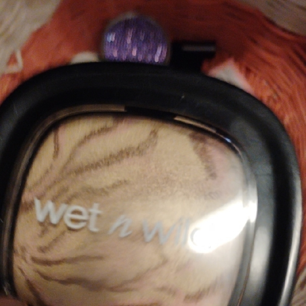 Wet n Wild Compact with Tiger Print Design